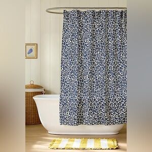 NWT Anthropologie Printed Organic Slub Cotton Shower Curtain Blue Leopard 72x72”